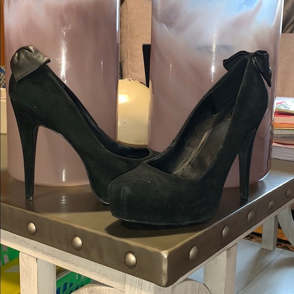 Dolce Vita Shoes - Black heels